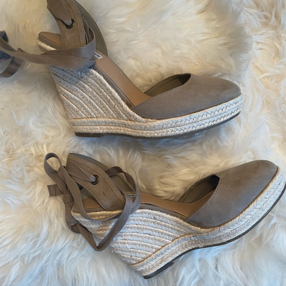 NWOT High-heel Espadrilles. Never worn. Size 9. Taupe suede with lace up ankle! - Picture 3 of 9